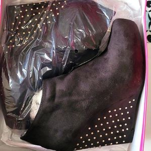 Black wedge booties size US10  new never worn